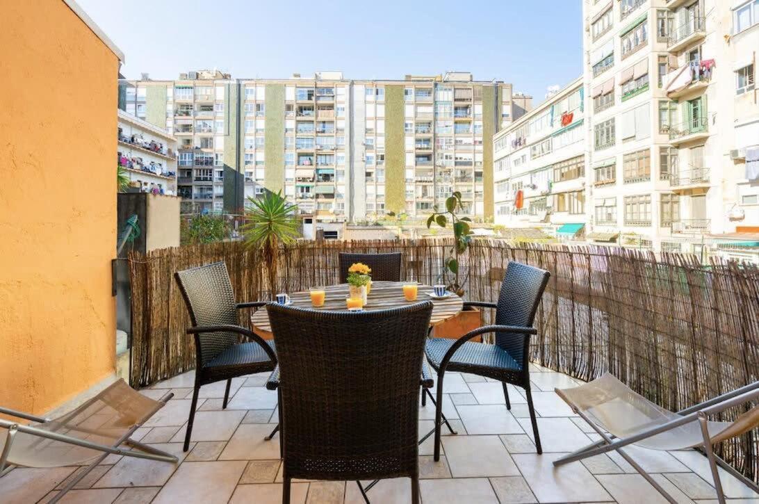 Historic With Private Terrace In Example Appartamento *