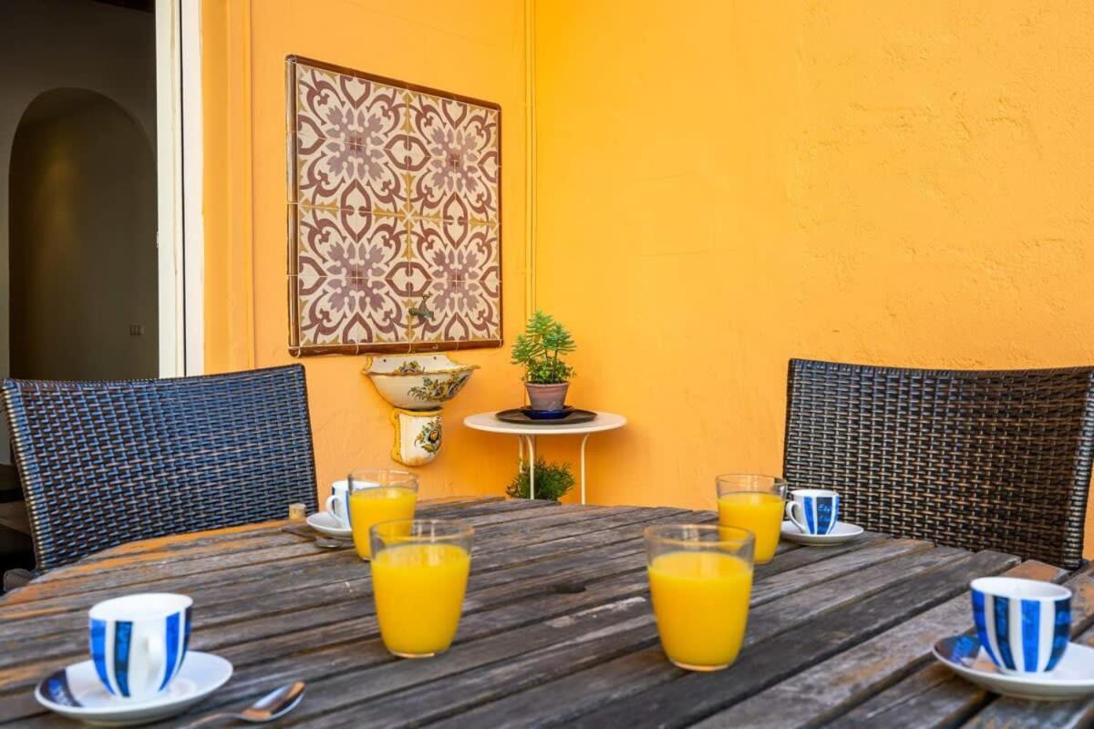 Historic With Private Terrace In Example Appartamento *