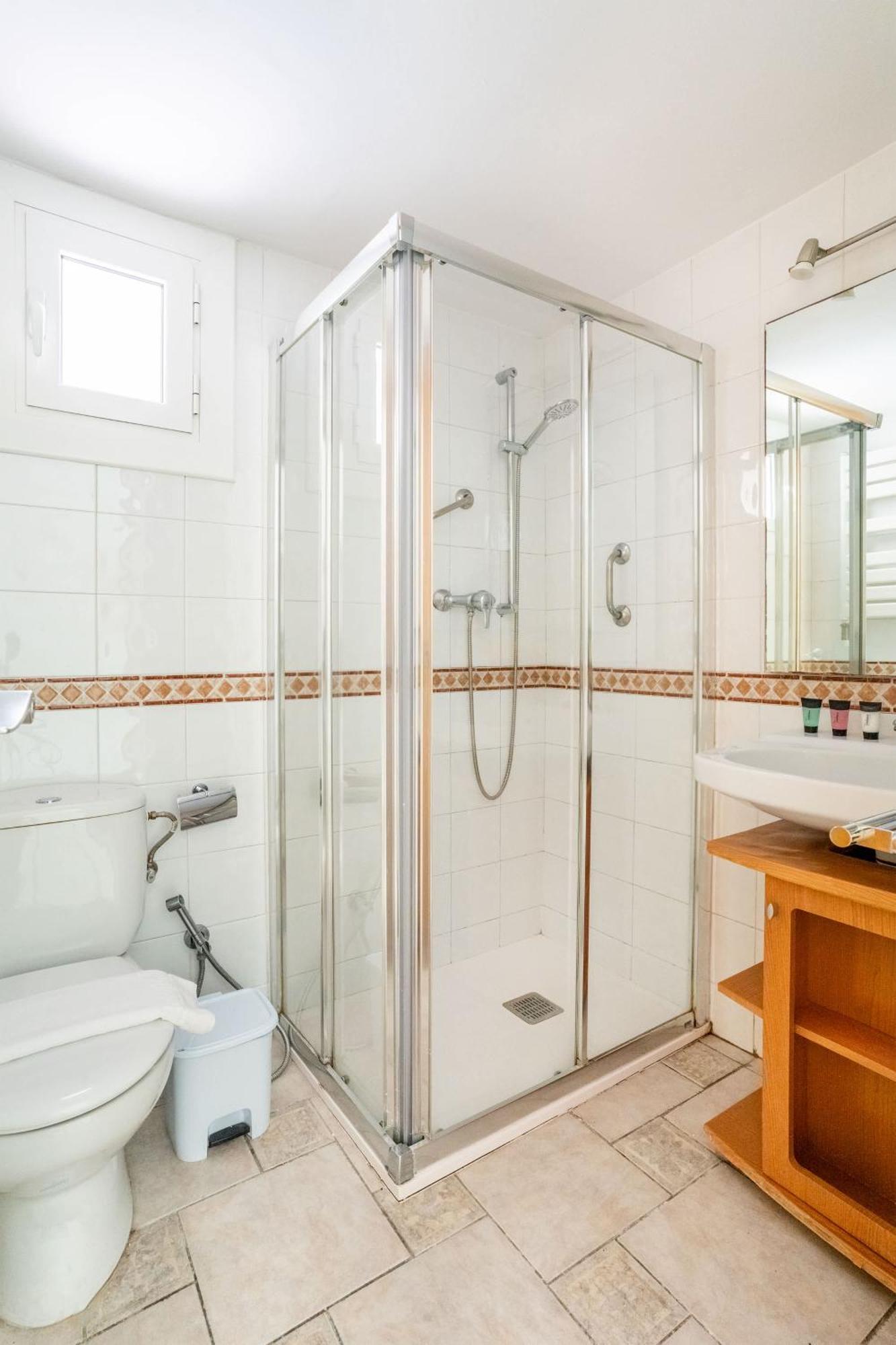 Historic With Private Terrace In Example Barcellona