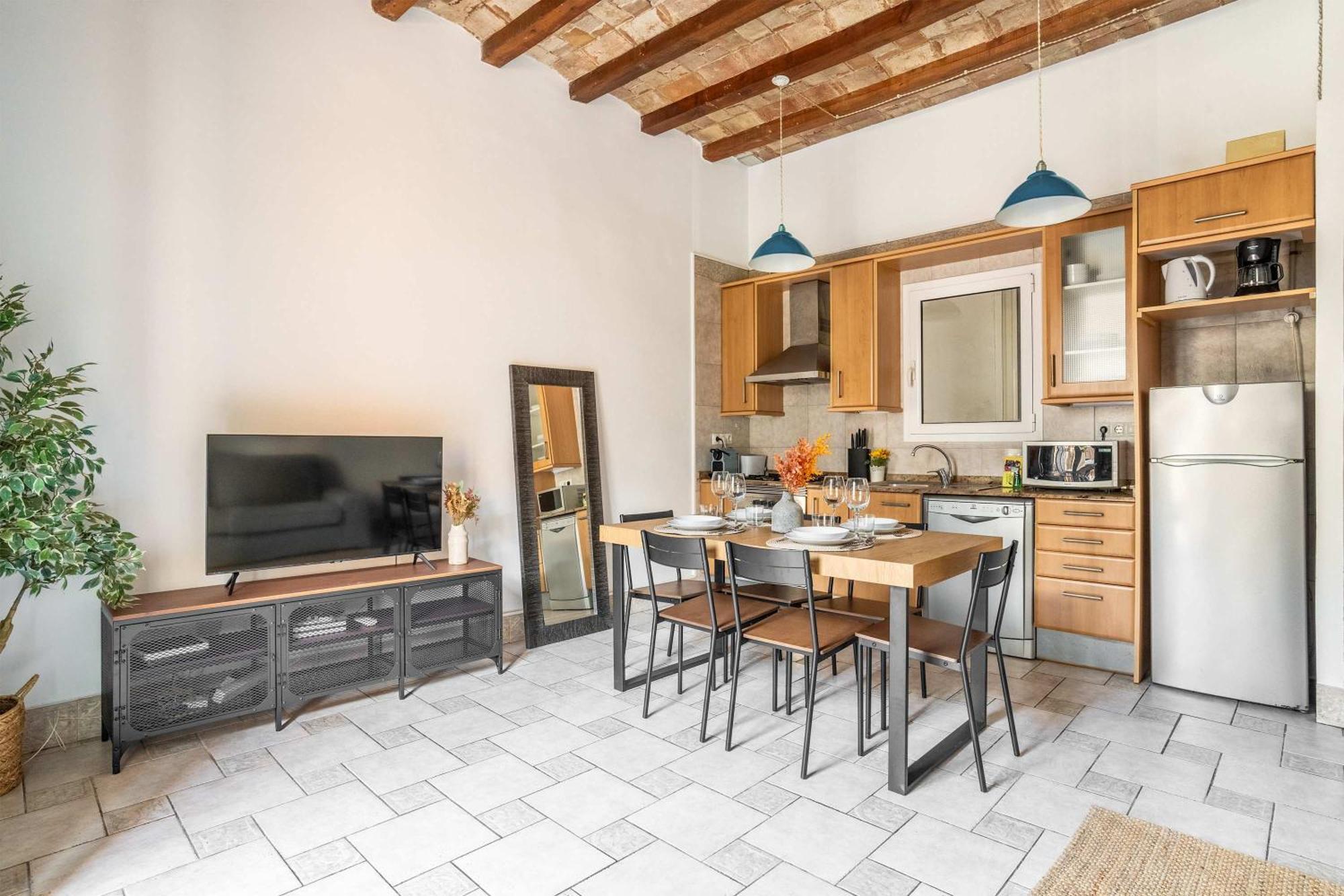 Historic With Private Terrace In Example Barcellona